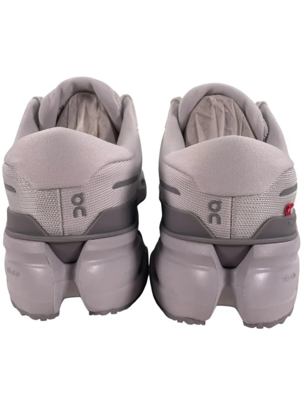 On Cloudrunner 3 Running Athletic Shoes Frost/Glacier Walking Women's Sz 7.5 NEW